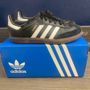 Like NEW! Adidas Samba Black & White - Toddler Size 13